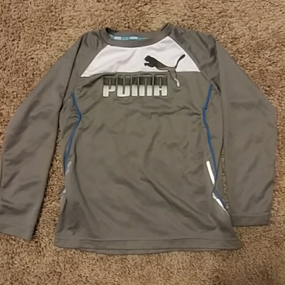 Puma boys size 5